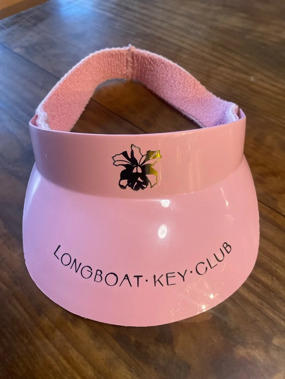Vintage Pink Plastic Visor featuring Logo for Longboat Key Club, Women’s OS - Picture 5 of 5